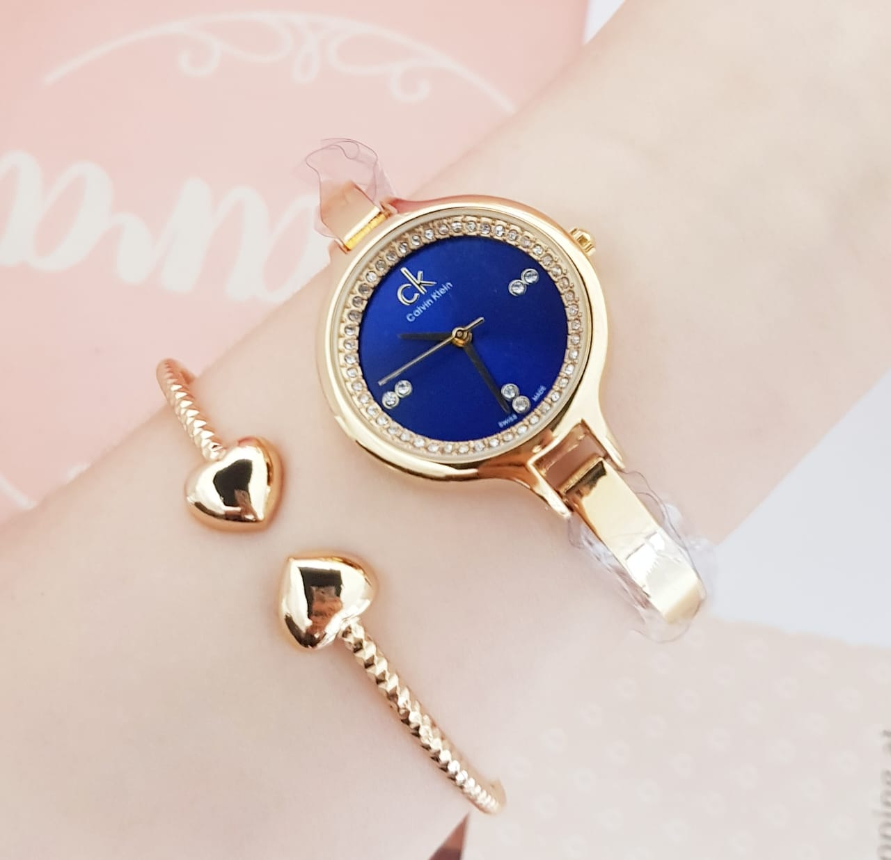 Reloj Elegante de Alta Precisión