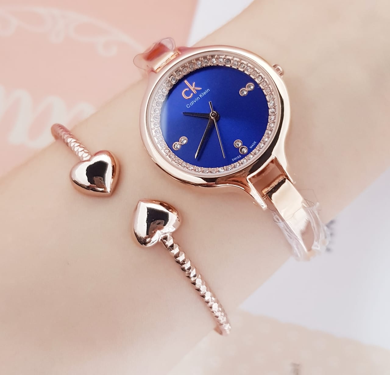 Reloj Elegante de Alta Precisión