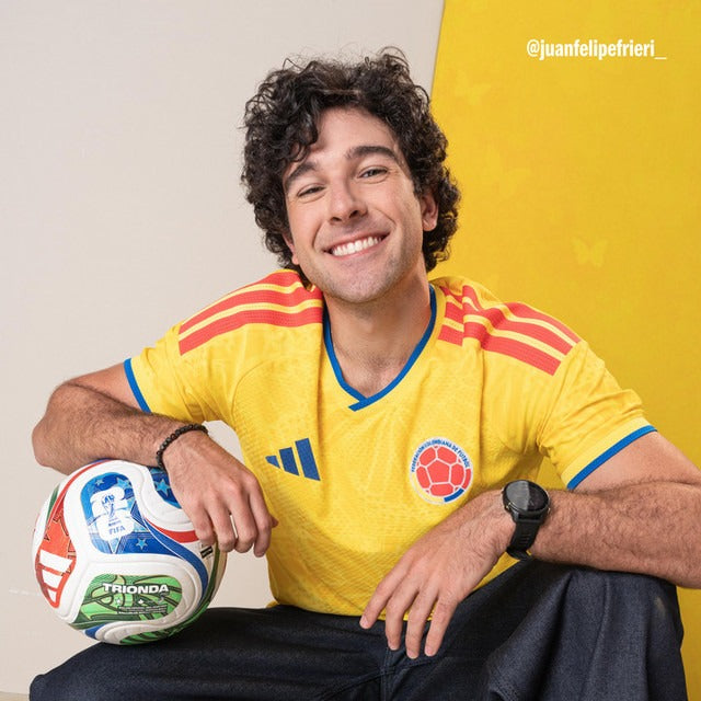 CAMISETA OFICIAL + CAJA + VASO + LLAVERO